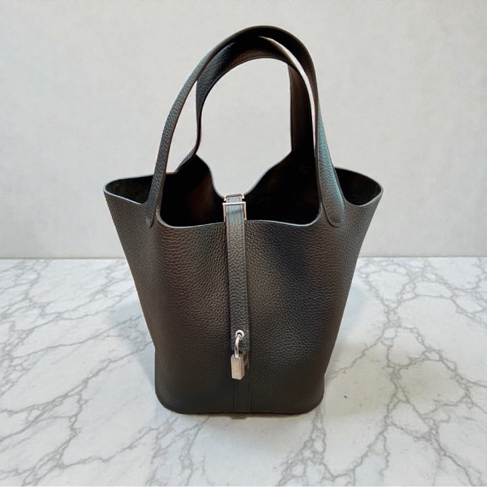 Hermès Picotin 22 – Noir Clemence, Palladium Hardware
